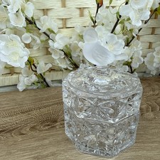 Beautiful vintage  Clear Cut