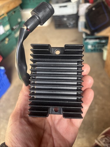 Voltage regulator - voltage,