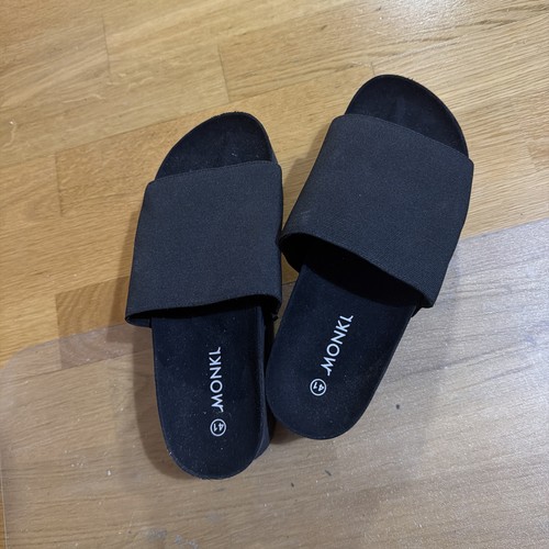 New ladies monki black wedge - new,