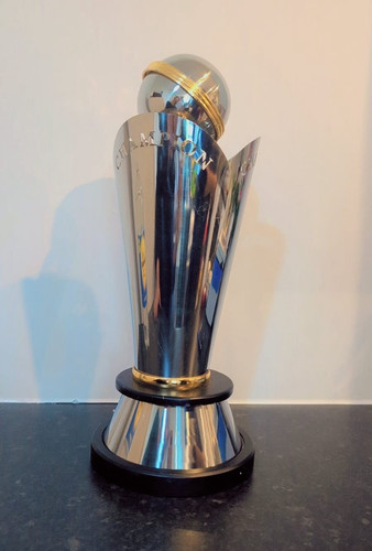 Trophy cup silver - silver, metal