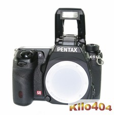 Pentax K-5 ✯ DSLR ✯ Only 10376 Clicks / Shots ✯ Excellent ✯ Original Box ✯ SR ✯ Video ✯ SDM ✯