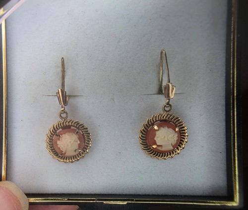 9ct gold cameo earrings - gold,