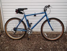SPECIALISED HARD ROCK VINTAGE/RETRO MOUNTAIN BIKE IN BLUE