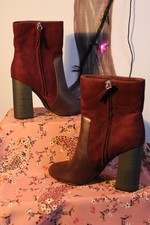 BNWOB Oxblood Zipped Ankle