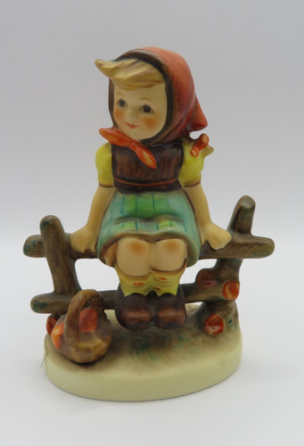 Hummel goebel just resting - -,