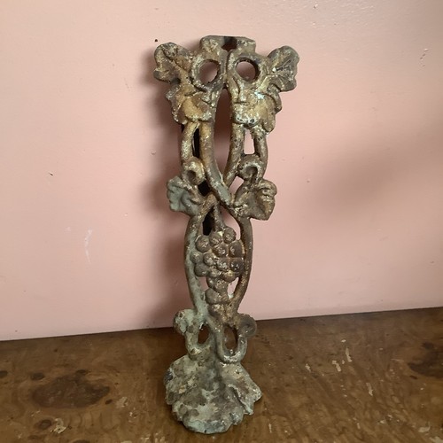 Cast iron grape vine - cast,