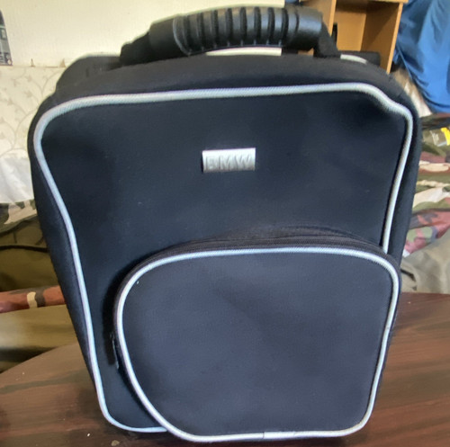 Bmw small black zip - bmw,