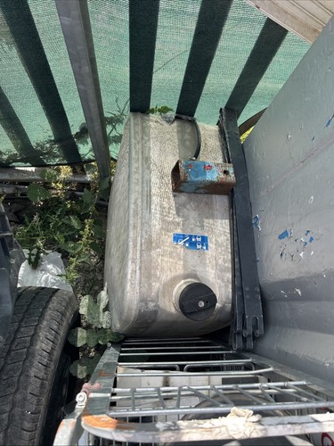 Scania small fuel tank - scania,