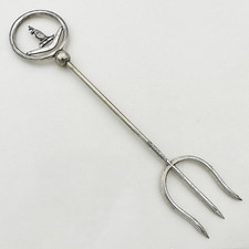 AUSTRALIAN NOVELTY KANGAROO TOASTING FORK SILVER PLATE Stokes & Son c1900