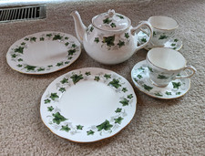 Vintage Colclough ‘Ivy Leaf’ Bone China Teaset Teapot Cups Saucers Dessert Plate
