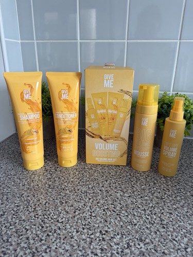 Give cosmetics volume - me,