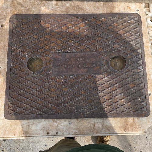Cast iron manhole cover - cast,