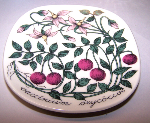 Arabia finland plate - arabia, vaccinium