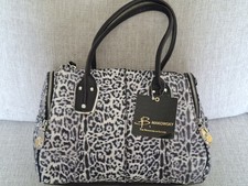 NEW B. Makowsky Women's Snow