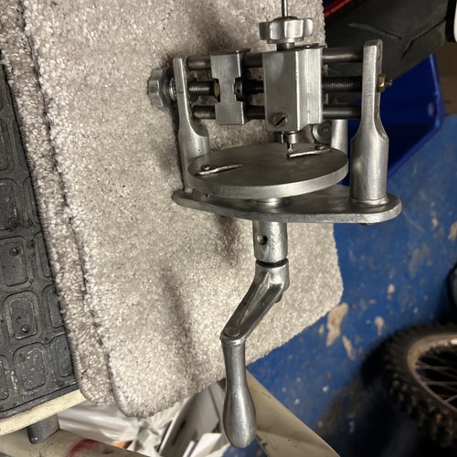 Lathe for cutting circular - cutting,