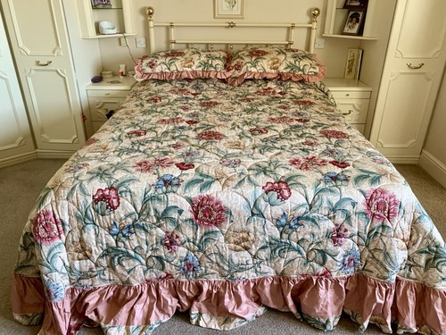 King size bed - bed, with
