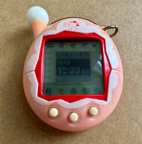Tamagotchi plus pink - plus,
