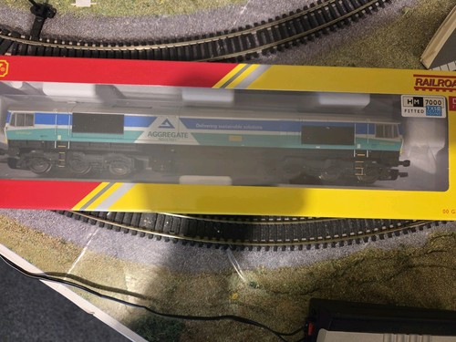 R30428txs hornby railroad plus - railroad,