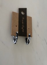 New Modern Monochrome Black/