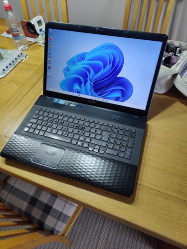 Sony vaio vpcej icore - sony,
