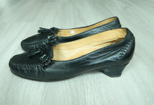 Pavers Comfort Ladies Heeled Moccasin Shoes Black Size 7.5 / 41