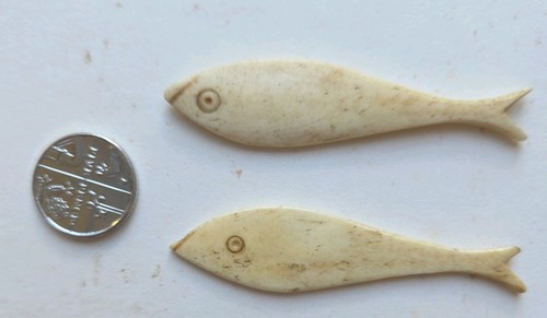 Antique bone fish carved - fish, x