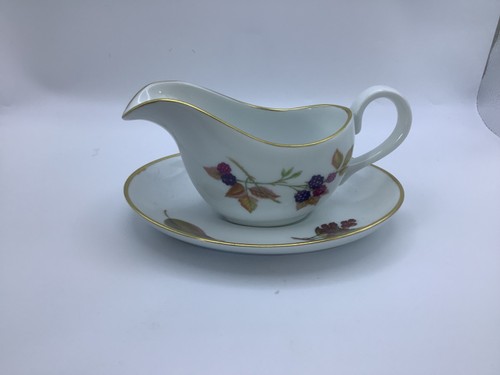 Royal worcester evesham - "evesham, gold"