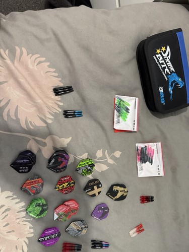 Red dragon darts - darts, accessories