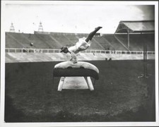 Olympics Vaulting The Pommel