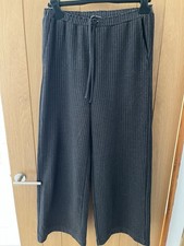 ZARA GREY PIN STRIPE WIDE LEG TROUSERS in Size M
