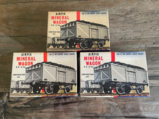 3x Vintage 00 guage Airfix