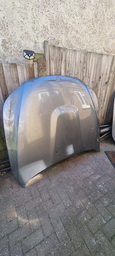 E60 style bonnet with power - style,