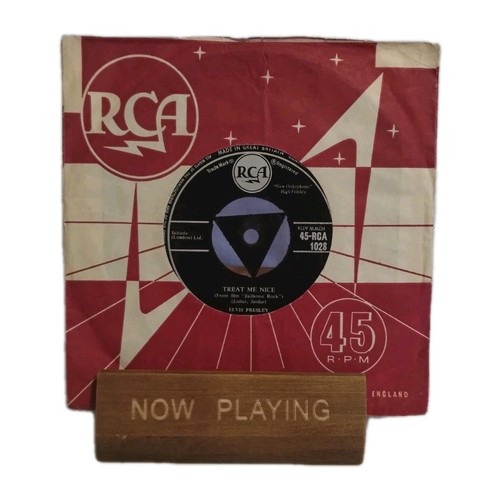Elvis presley treat me - presley,
