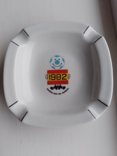 Rare vintage 1982 - rare,
