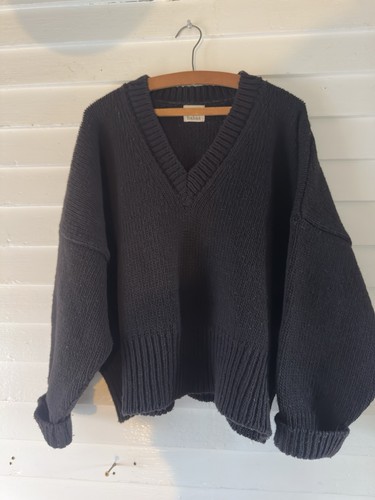 Babaa black sweater 100 wool - babaa,