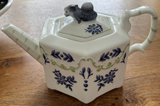 Royale Stratford Hand Made