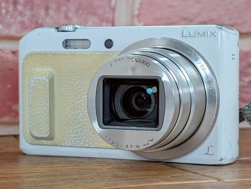 Lens near mint - [lens, read]