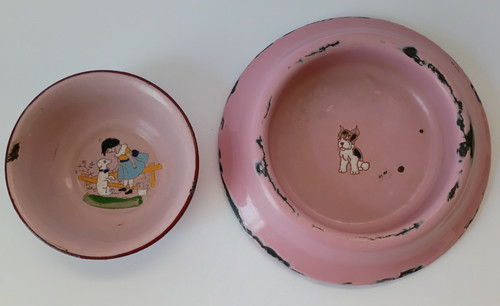 Vintage pink enamel - pink, dish