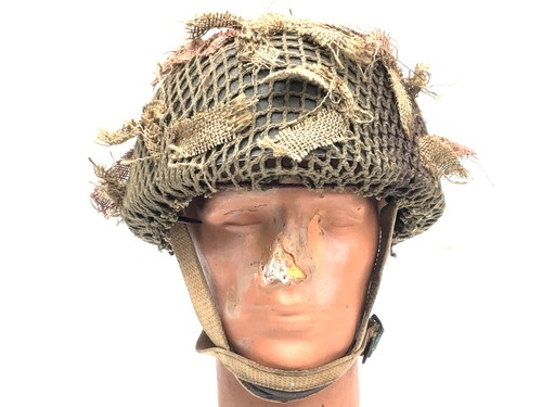 British paratroopers helmet - paratroopers,