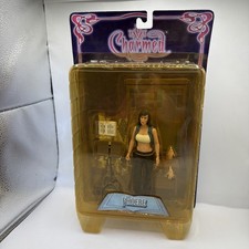 Charmed Series 1 Phoebe Action
