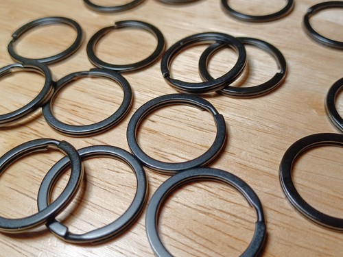 Black inch flat split - inch(25mm),