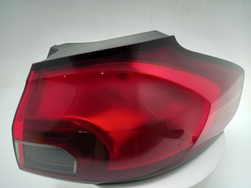 Vauxhall zafira tail light - vauxhall,