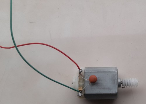 Hornby can motor gear - +,