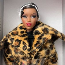 Integrity toys fashion royalty