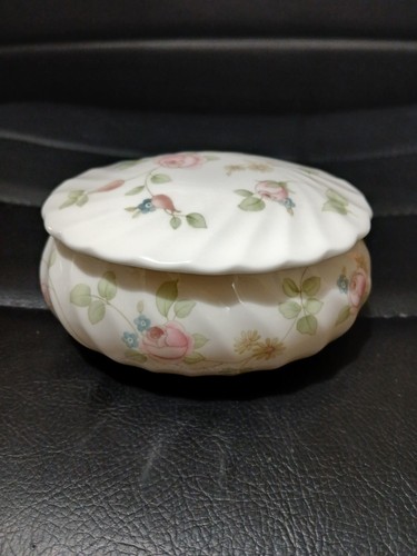 Wedgewood bone china - wedgewood,