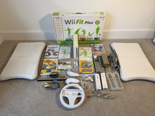 Nintendo wii white bundle - nintendo,
