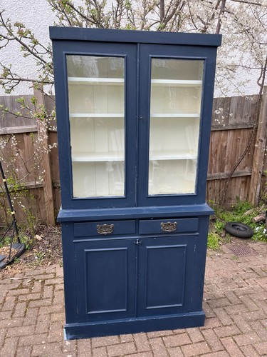 Vintage dresser linen - dresser,,