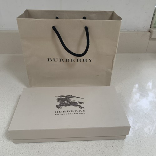 Bnib burberry alvington - bnib,