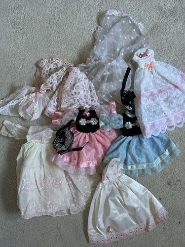 Beautiful vintage doll - beautiful,