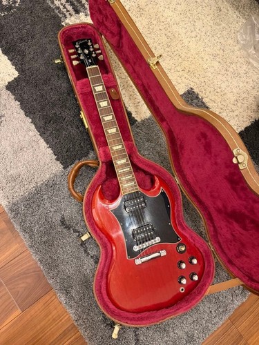 Gibson standard 2001 with - sg,